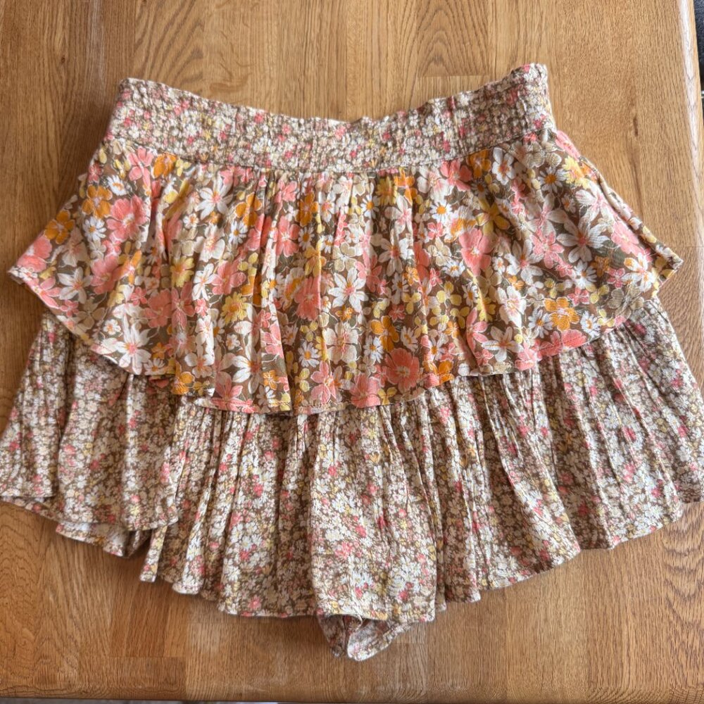 American Eagle Floral Flowy Shorts Tiered Size Large NWT - Picture 2 of 8